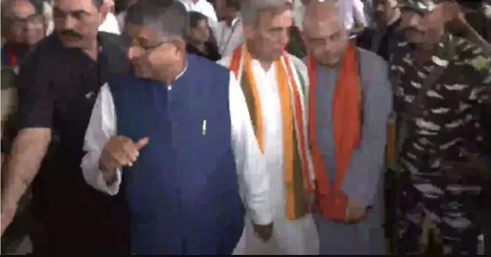 भाजपा के चार सांसदों ने किया बंगाल में हिंसा प्रभावित क्षेत्रों का दौरा, रिपोर्ट जेपी नड्डा को सौंपेंगे