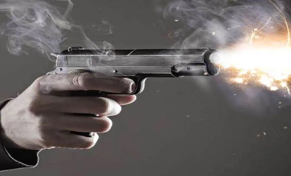 बरेली: लूट की योजना बना रहे बदमाशों ने पुलिस टीम पर किया फायर