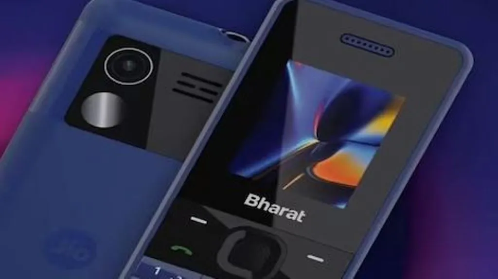 Reliance Jio ने यूजर्स को दी बड़ी सौगात, सिर्फ 999  रुपये में 4G फोन किया लॉन्च 