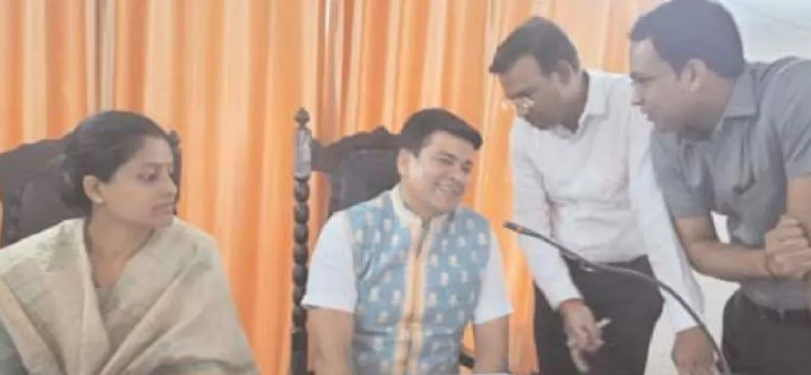 कागजों में निगम अधिकारियों का काम, हकीकत जानने के लिए कार्यों का निरीक्षण करें महापौर- सपा पार्षद