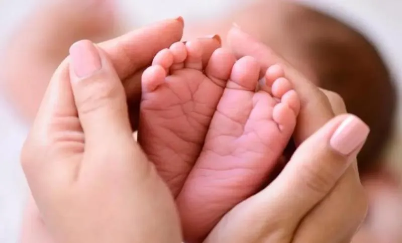 बरेली: अप्रशिक्षित दाई ने जबरन दवा देकर समय से पहले कराया प्रसव, नवजात की मौत