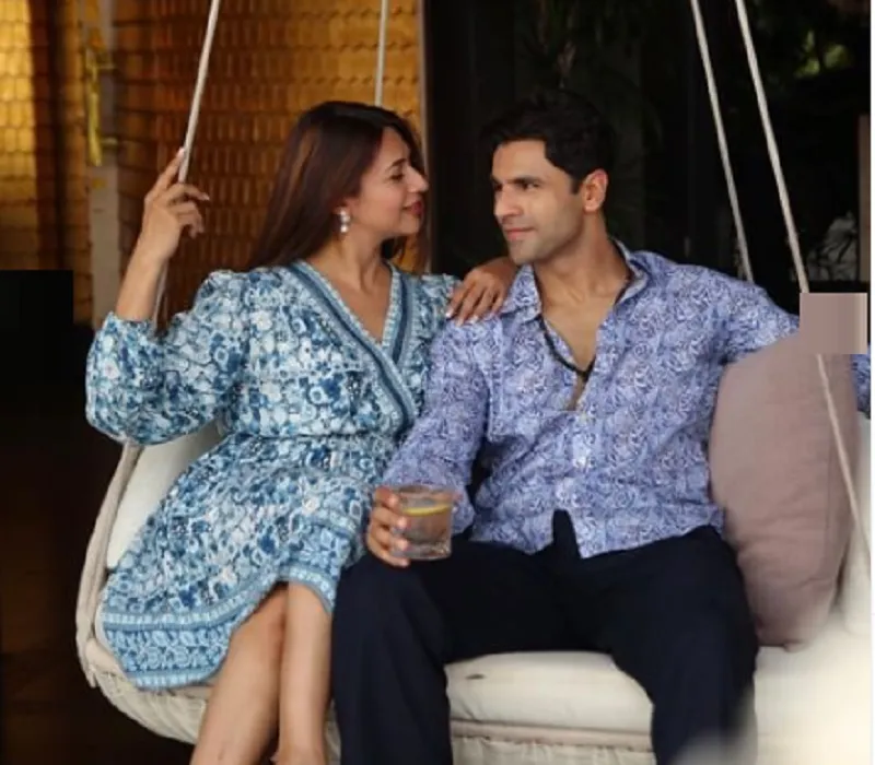 VIDEO : दिव्यांका ने पति विवेक के साथ थाइलैंड में मनाई शादी की सालगिरह, एक-दूसरे के प्यार में खोया हुआ दिखा कपल  