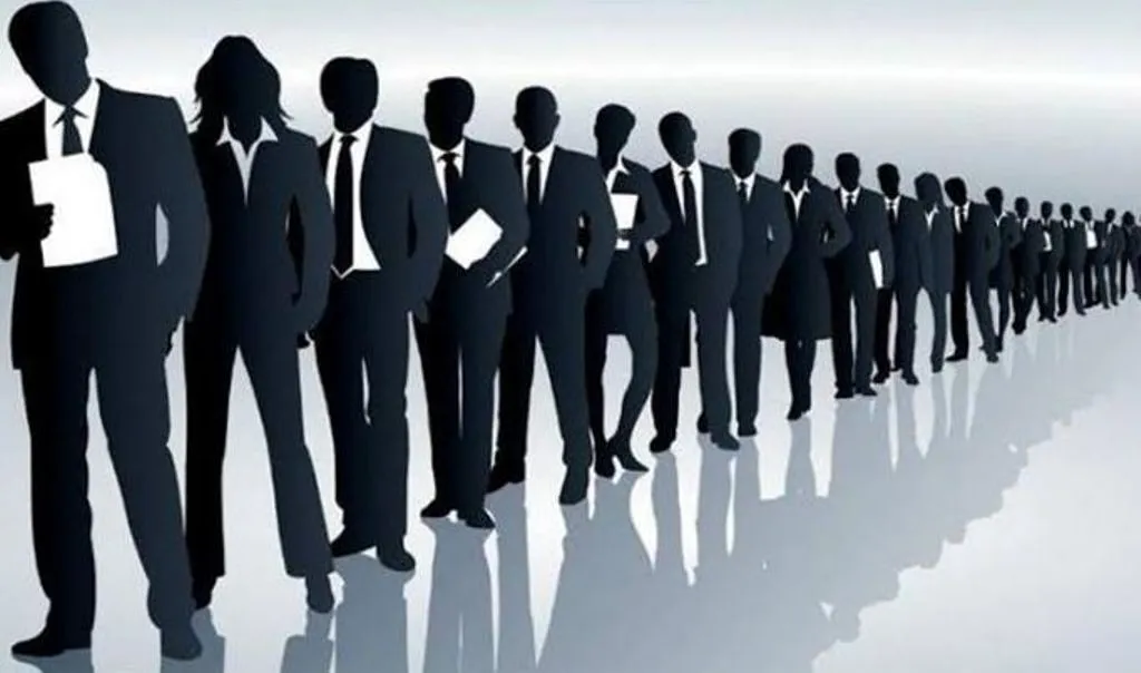 बरेली: प्रोफेशनल डिग्रियां भी किसी काम की नहीं, नौकरी के लिए मारे-मारे घूम रहे युवा