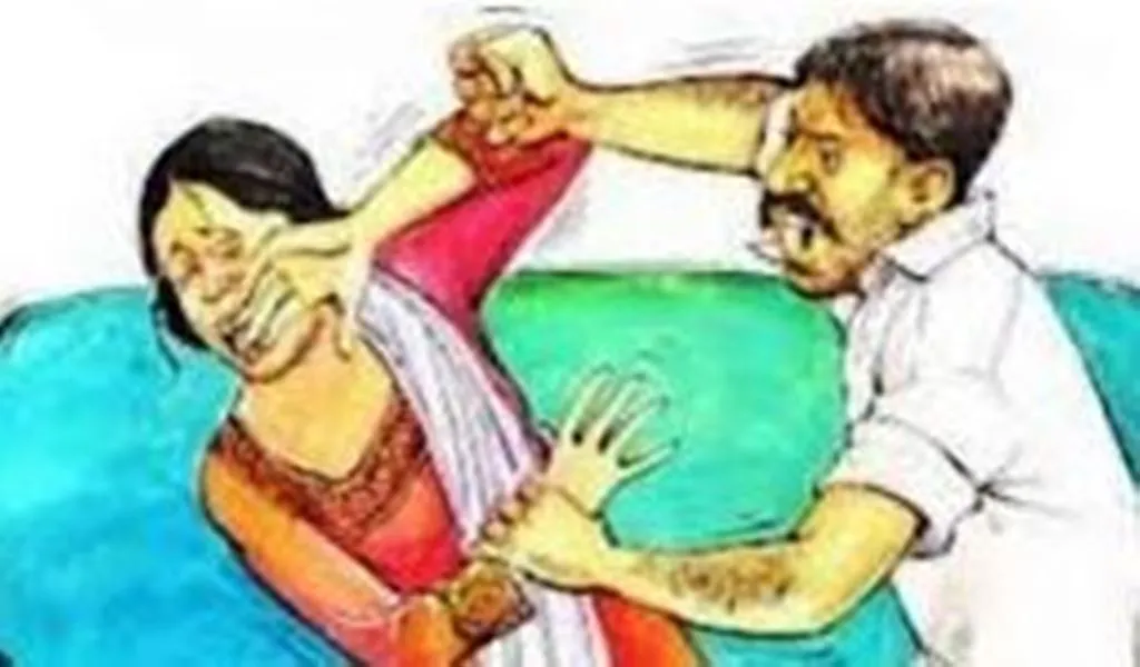 पीलीभीत: पत्नी ने नौकरी करके पति को पढ़ाया...लेकिन वही बन गया जान का दुश्मन!, जानिए पूरा मामला