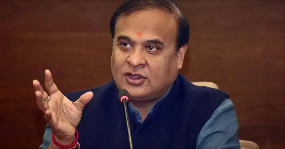 गुवाहाटीः मुख्यमंत्री हिमंत ने असम के तिहरे हत्याकांड में न्याय का दिया आश्वासन