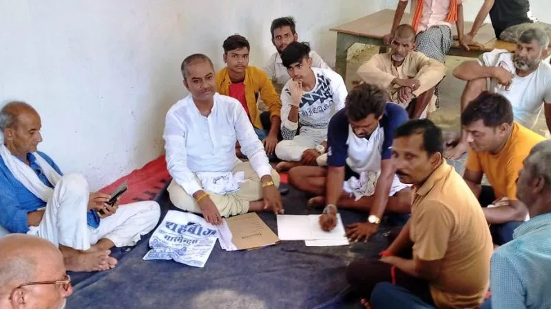 Banda News: लोकसभा चुनाव का बहिष्कार करेंगे ग्रामीण, प्रस्तावित पुल का निर्माण शुरू न होने से नाराजगी