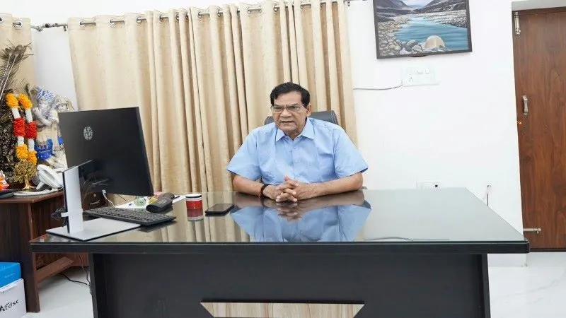लखनऊ : ऊर्जा मंत्री का अधिकारियों को निर्देश, कहा- उपभोक्ताओं की शिकायतों तत्काल करें दूर