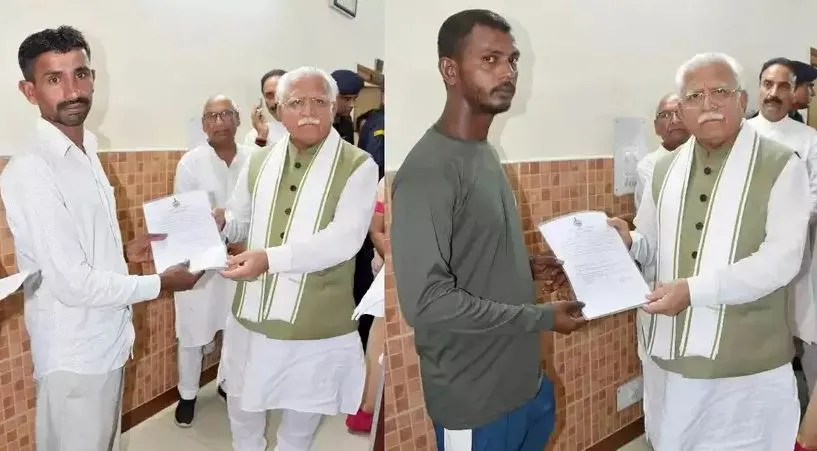 करनालः खट्टर ने बाढ़ मृतकों के परिजनों को दी 24 लाख की सहायता राशि