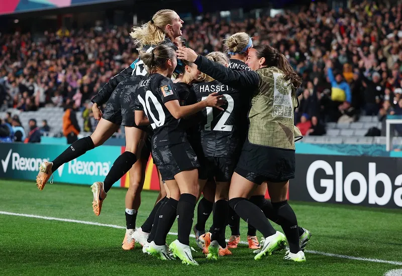 FIFA Womens World Cup : महिला फुटबॉल विश्व कप में न्यूजीलैंड की पहली जीत के बाद जश्न का माहौल, दर्शकों ने तोड़ा रिकॉर्ड