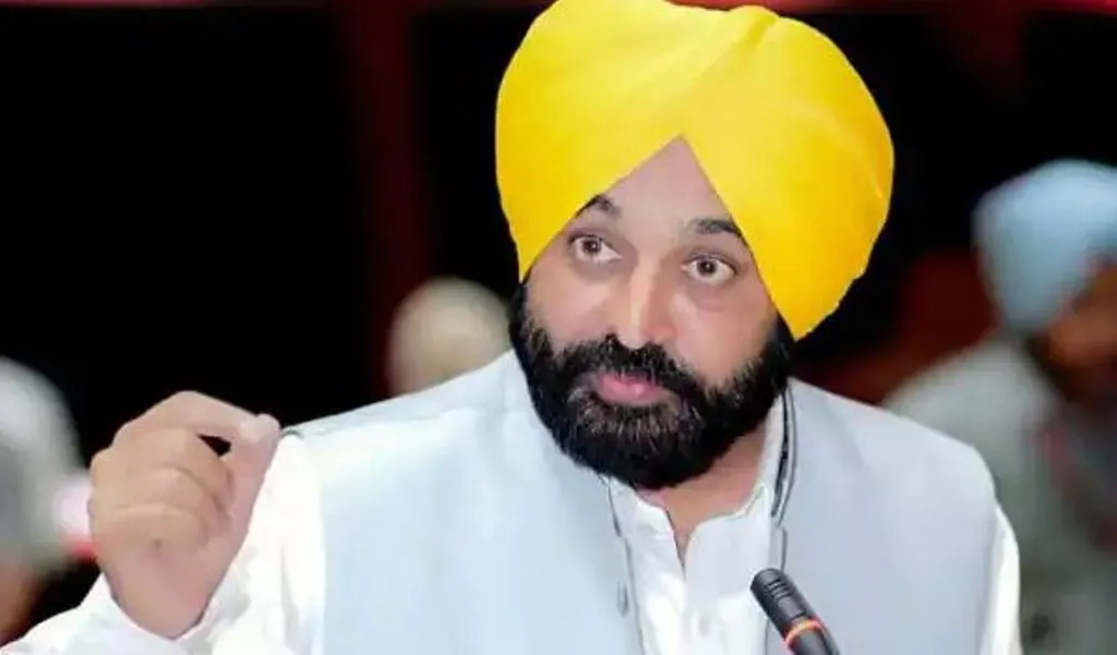 सीएम भगवंत मान ने कहा- पंजाब सरकार बाढ़ से हुए नुकसान की पाई-पाई की भरपाई करेगी 