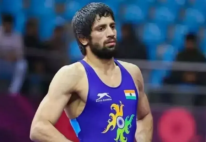 Asian Games 2023: एशियाई खेलों की दौड़ से बाहर हुए रवि दहिया, महाराष्ट्र के पहलवान आतिश टोडकर ने ट्रायल में हराया