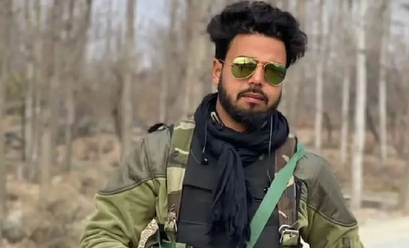 कश्मीर: कुलगाम में सेना का जवान हुआ लापता, सुरक्षाबलों ने बड़े पैमाने पर सर्च ऑपरेशन किया शुरू  