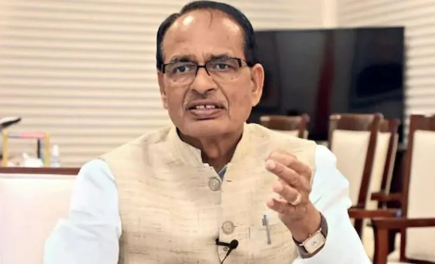 सीएम शिवराज ने प्रियंका गांधी पर साधा निशाना, कहा- वह झूठ बोल रही हैं, किसानों को दिए जा रहे हैं 12 हजार रुपए