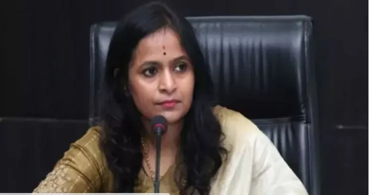 छत्तीसगढ़: कोयला घोटाले में बड़ी कार्रवाई, आईएएस अधिकारी रानू साहू गिरफ्तार 