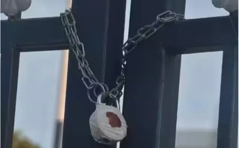 ग्रेटर नोएडा में अवैध निर्माण पर सख्त कार्रवाई : वैदपुरा और खोदना कलां में निर्माणाधीन भवन सील 