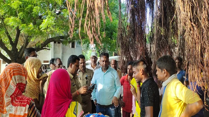 रायबरेली: संदिग्ध हालत में मां-बेटी का फंदे से लटकता मिला शव, गांव में सनसनी
