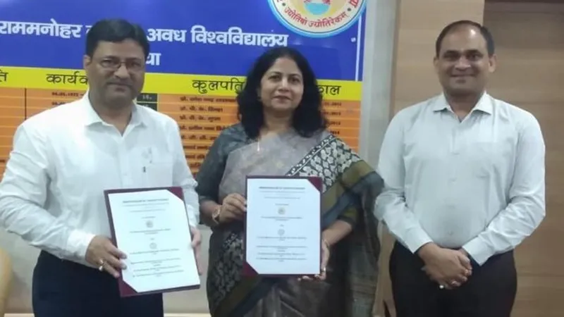 अयोध्या: पं रविशंकर शुक्ला विश्वविद्यालय के साथ हुआ एमओयू 