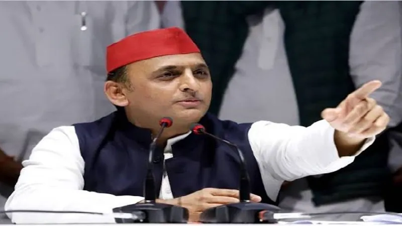 अखिलेश यादव का भाजपा पर तंज, कहा- विपक्ष के सांसद-विधायकों की सदस्यता छीनते-छीनते खुद शिकार हो गई