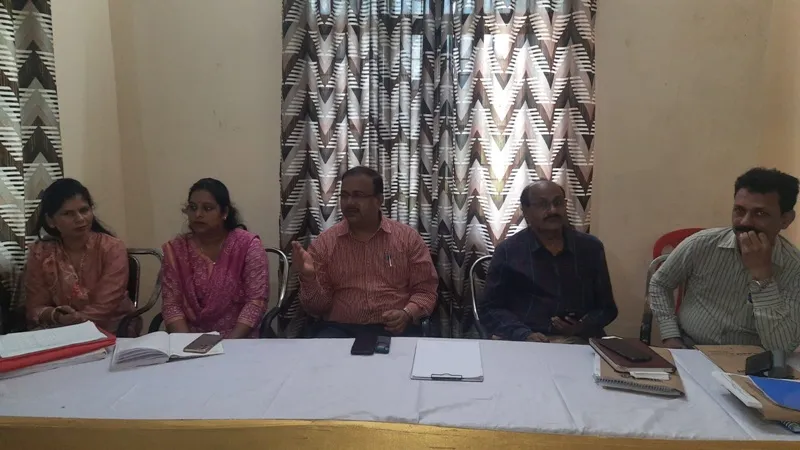 सीतापुर: नैमिष कॉरिडोर की तैयारियां तेज, प्रारुप एक पर भू स्वामियों से कराए गए दस्तख़त