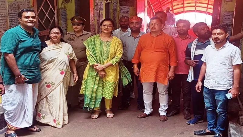 पूर्व पीएम का परिवार दर्शन को पहुंचा अयोध्या, कहा-  श्रद्धेय अटल भाजपा के भीष्म पितामह थे