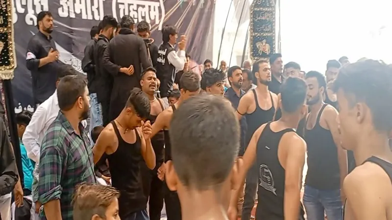 अयोध्या: भरतकुंड नंदीग्राम में शान के साथ उठा चेहल्लुम का जुलूस