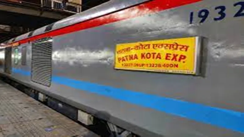 आगरा: पटना-कोटा एक्सप्रेस ट्रेन में सवार यात्रियों में से दो की मौत, छह बीमार 