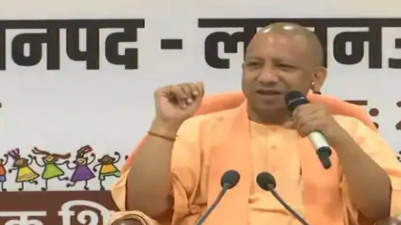 UPSIFC के प्रथम बैच की शुरुआत, CM योगी ने छात्रों से किया संवाद 