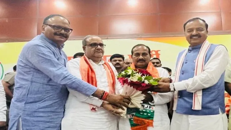 Ghosi By election : भाजपा ने की बड़ी जनसभा, आज दारा सिंह चौहान करेंगे नामांकन 