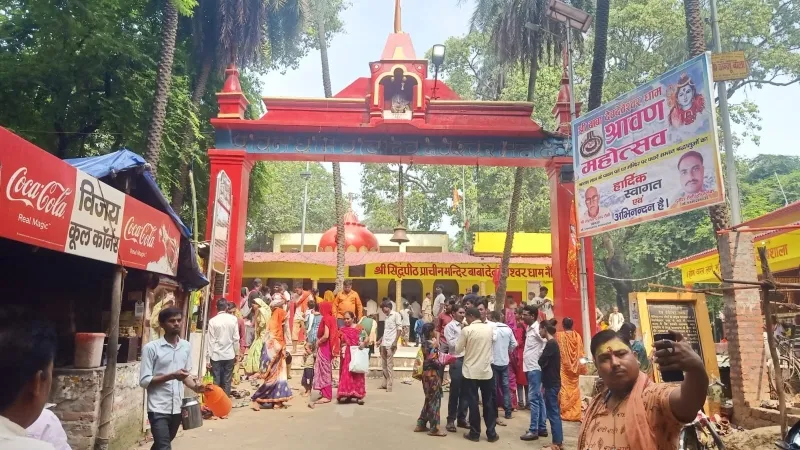 सावन विशेष : शिव को प्रिय है नैमिषारण्य, देवदेवेश्वर नाम से हैं विराजमान - मथानी छूने से पूरी होती है मुराद 
