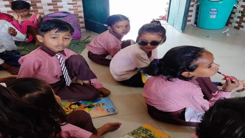 अयोध्या : आई फ्लू के चलते एडवाइजरी जारी, ग्रसित बच्चों को न भेजे स्कूल