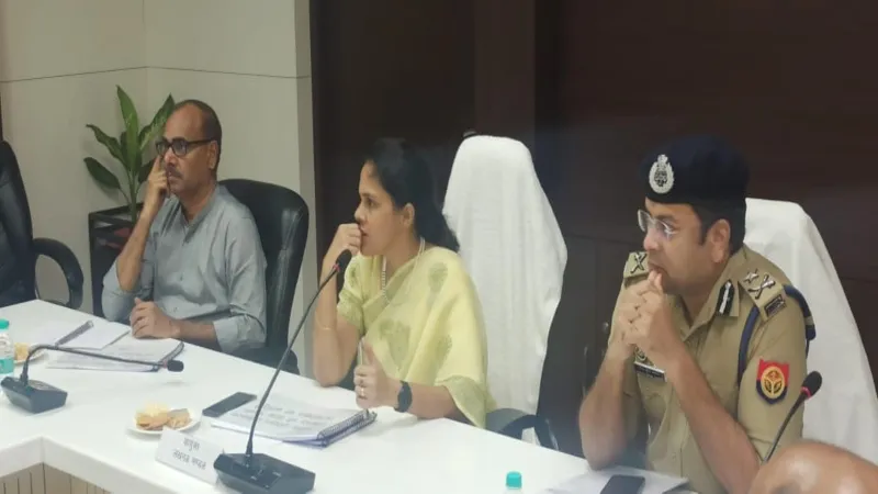 नोटिस जारी कर निरस्त करें परमिट : डॉ. रोशन जैकब 