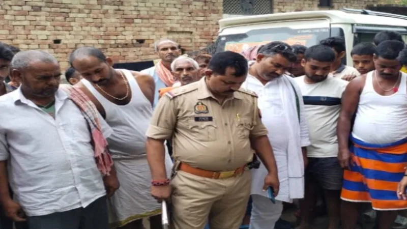 गाजीपुर में पिता ने बेटे को उतारा मौत के घाट, विवाद के बाद फावड़े से किये ताबड़तोड़ वार 