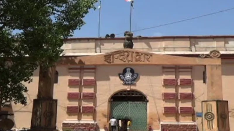 उमेशपाल हत्याकांड  : पुलिस के रडार पर हैं अतीक के गुर्गे, अली की बदली जा सकती है जेल