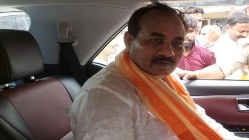 Ghosi By election : दारा सिंह चौहान ने किया नामांकन, भाजपा के दिग्गज नेता रहे मौजूद   