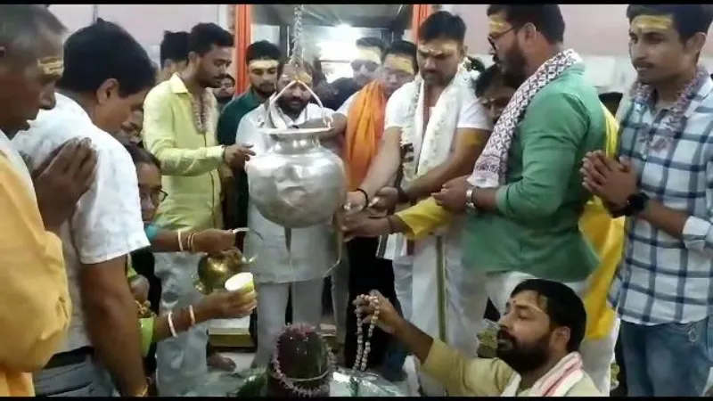 भारतीय कुश्ती संघ के अध्यक्ष पद पर वाराणसी के संजय सिंह की जीत के लिए हुई प्रार्थना