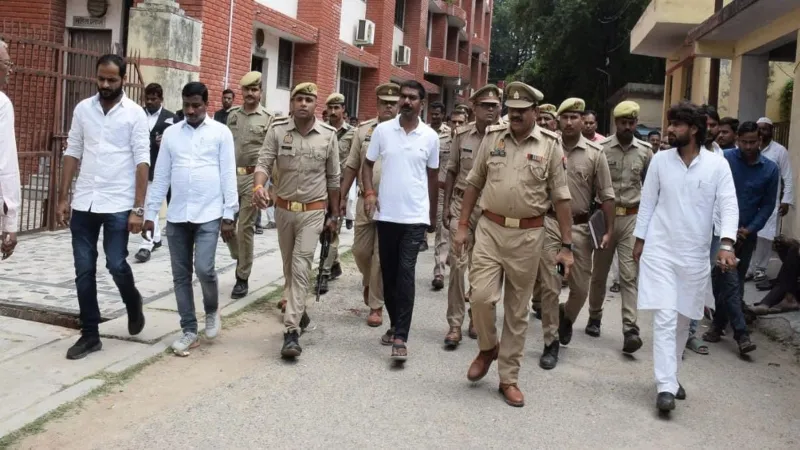 प्रतापगढ़ : पर्सनल बांड पर गुलशन यादव को मिली जमानत, प्रयागराज से पुलिस ने किया था अरेस्ट  