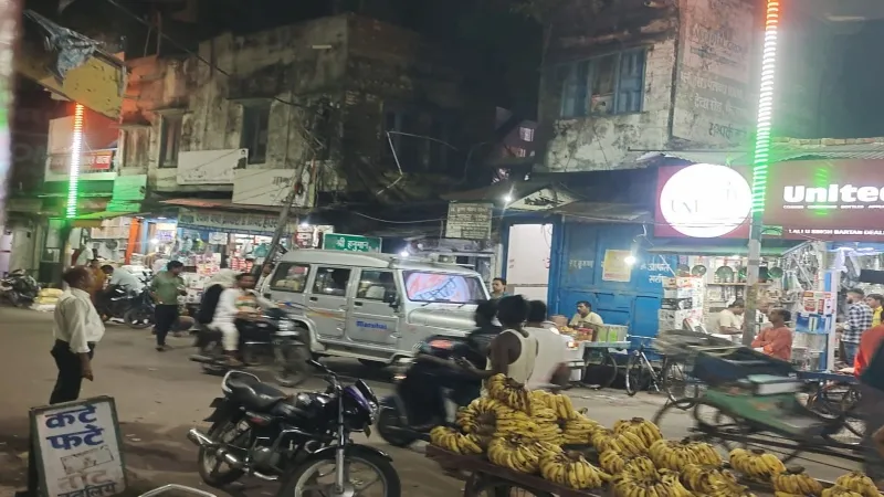 बहराइच : कल से शहर में फुटपाथ पर नहीं लगेगा बाजार, पालिका प्रशासन ने किया अनाउंसमेंट