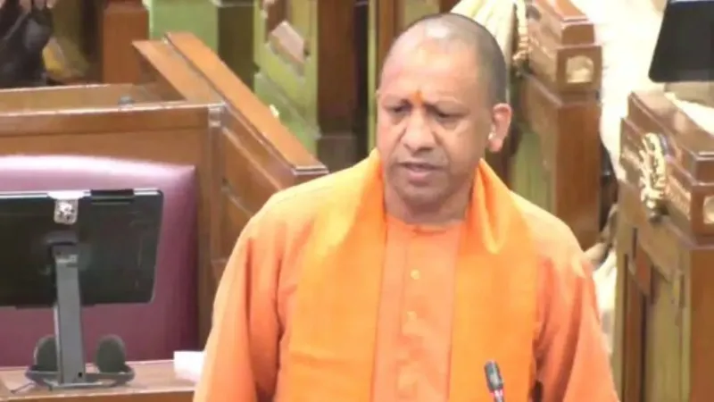 लखनऊ : CM योगी ने विधानसभा में दिया जवाब - Cyber Crime रोकने को प्रदेश में 18 थाने स्थापित 