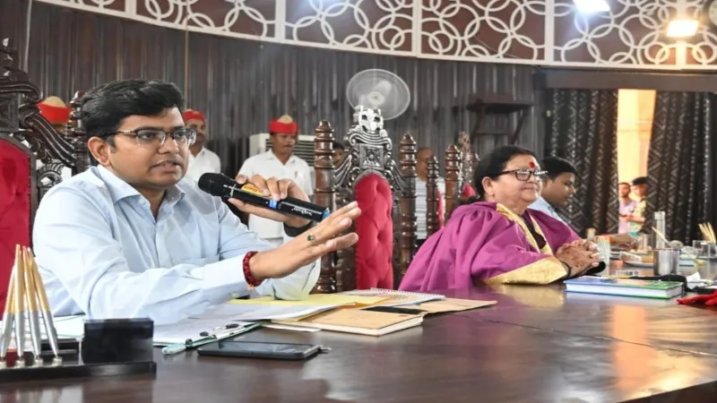Kanpur Nagar Nigam : समस्याओं पर चर्चा, हंगामा और ‘विकास’ का बजट पास