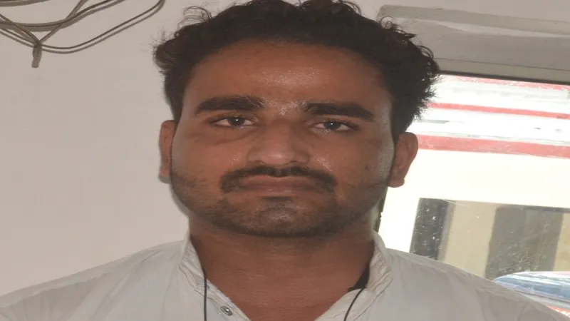 हरदोई : फर्जी तरीके से बिजली का मीटर लगाते हुए पकड़ा गया युवक, मुकदमा दर्ज 