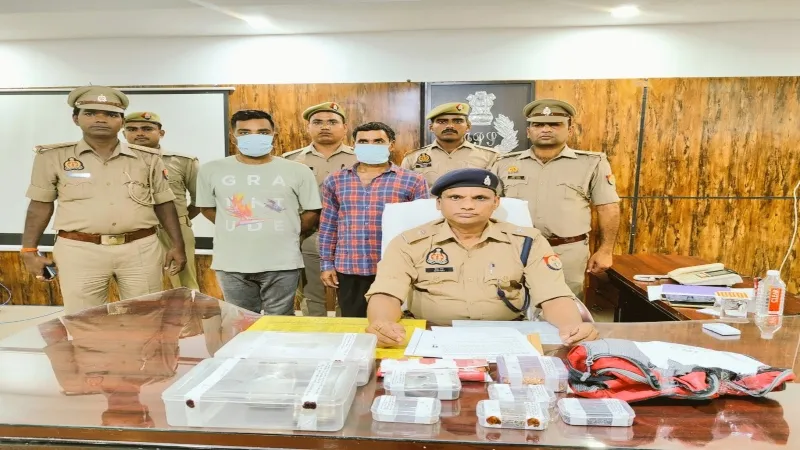 गोंडा : लाखों की नकदी व जेवर हड़पने के आरोपी दो सर्राफ गिरफ्तार