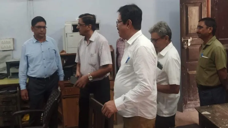 प्रयागराज : संयुक्त निदेशक ने आईटीआई कालेज का किया निरीक्षण