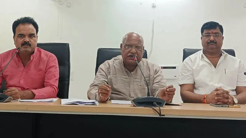 अयोध्या : दिल्ली जाएगी गांव-गांव की माटी, पंचायतों में स्थापित होगा शिलालेख 