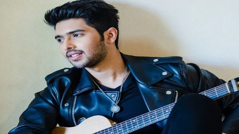 अंग्रेजी सिंगल 'स्लीपलेस नाइट्स' का टीजर रिलीज, अरमान मलिक ने शेयर किया वीडियो