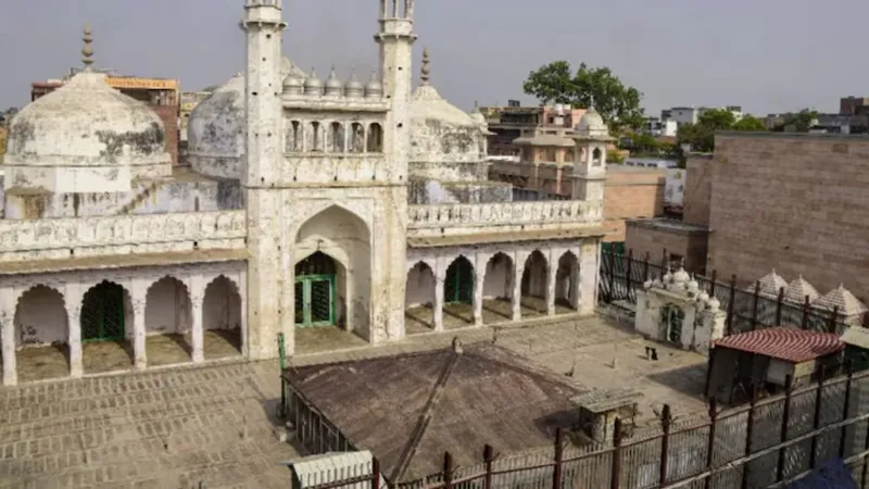 ज्ञानवापी में ASI सर्वे करवाए जाने के फैसले के खिलाफ सुप्रीम कोर्ट जाएगा मुस्लिम पक्ष