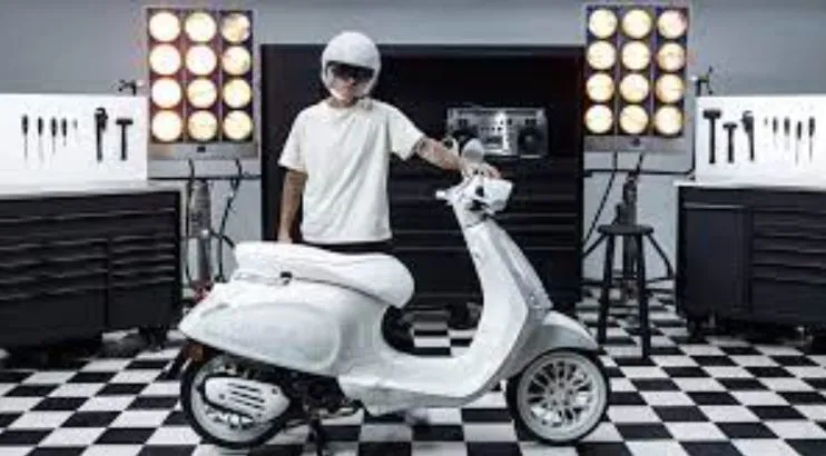 पियाजियो व्हीकल्स ने भारत में जारी किया वेस्पा स्कूटर का जस्टिन बीबर एक्स संस्करण