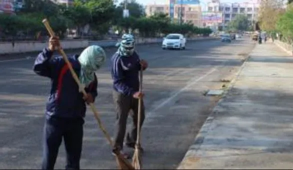 बरेली: नहीं चलेगी काम चोरी, सफाईकर्मियों की भी हाजिरी होगी ऑनलाइन