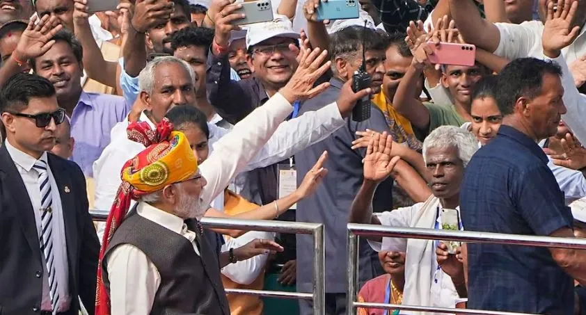 ग्राम प्रधानों से लेकर सेंट्रल विस्टा के श्रमिक हुए लालकिला पर आयोजित स्वतंत्रता दिवस समारोह में शामिल