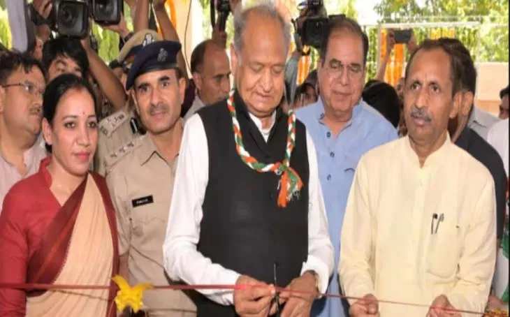 अशोक गहलोत ने दी चार सौ होमगार्ड्स के नियोजन की स्वीकृति सहित विभिन्न प्रस्तावों को मंजूरी