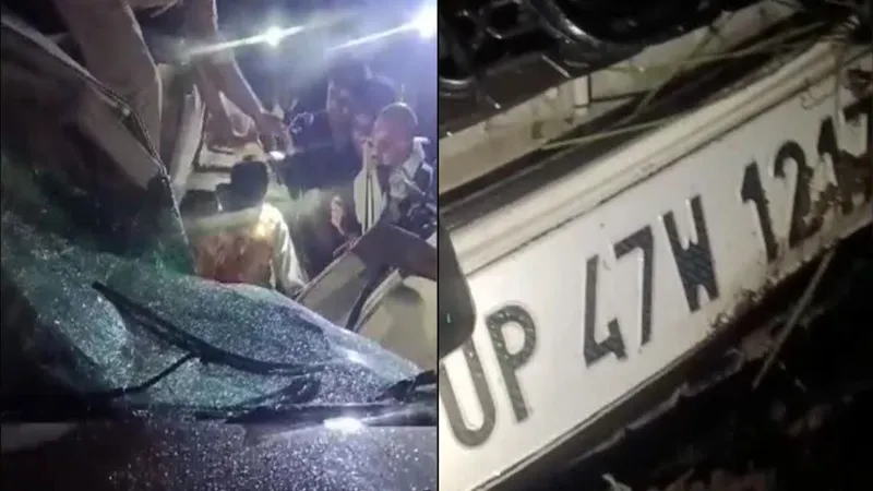 श्रावस्ती में भीषण सड़क हादसा: पेड़ से टकराने के बाद खाई में गिरी कार, एक ही परिवार के छह लोगों की मौत 